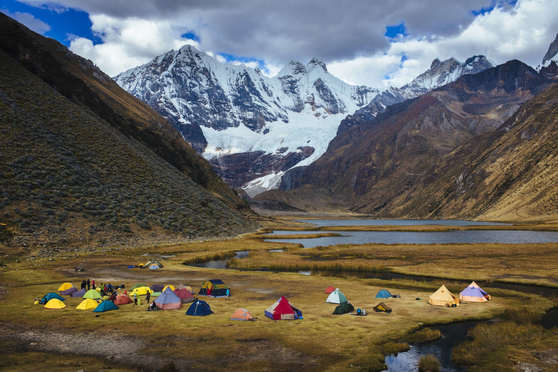campement-trek-montagnes-perou