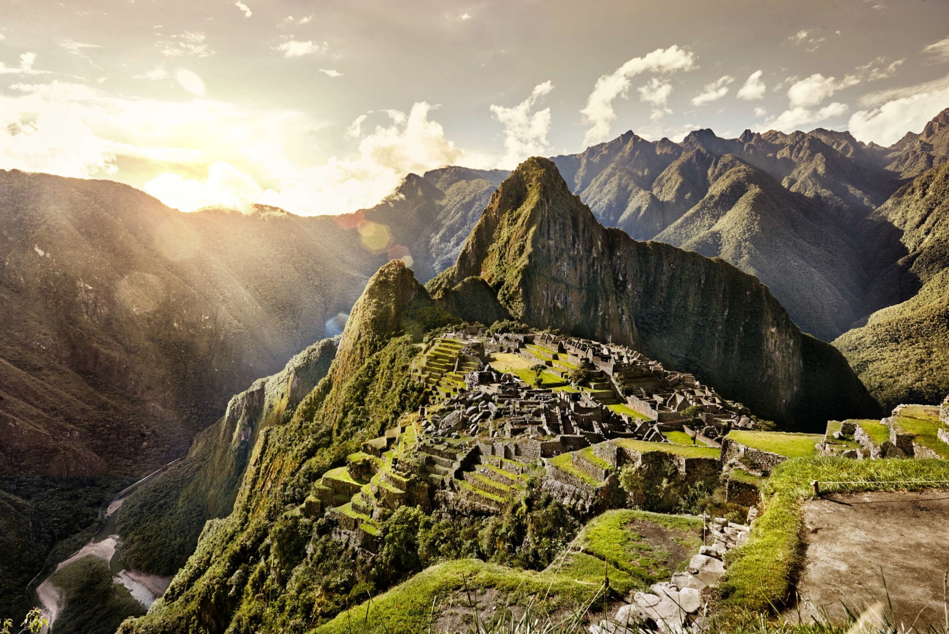 coucher-soleil-machu-picchu-perou