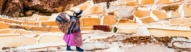 Salinas de Maras, femme péruvienne, Vallée Sacrée des Incas