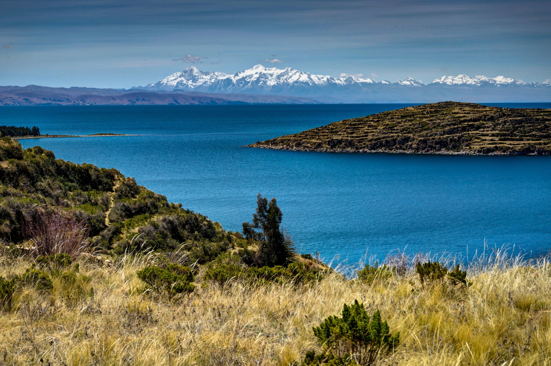 montagne-lac-titicaca-perou