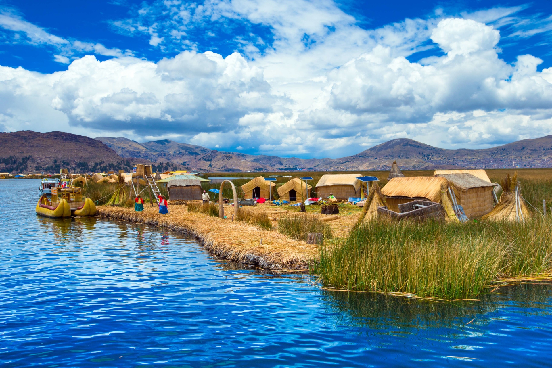 Iles Uros, Lac Titicaca, Pérou