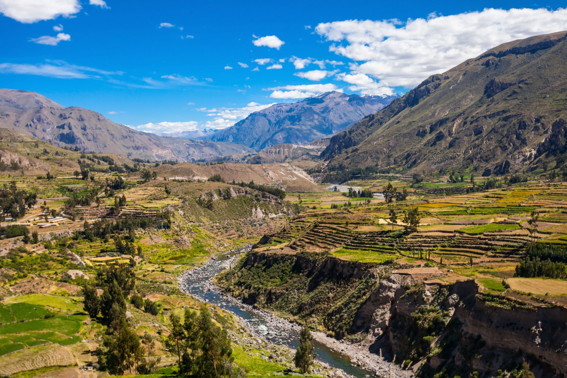 paysage-vallee-sacree-des-incas-cuzco-perou
