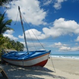 Vue sur un bateau, bord de mer, plage,Pérou