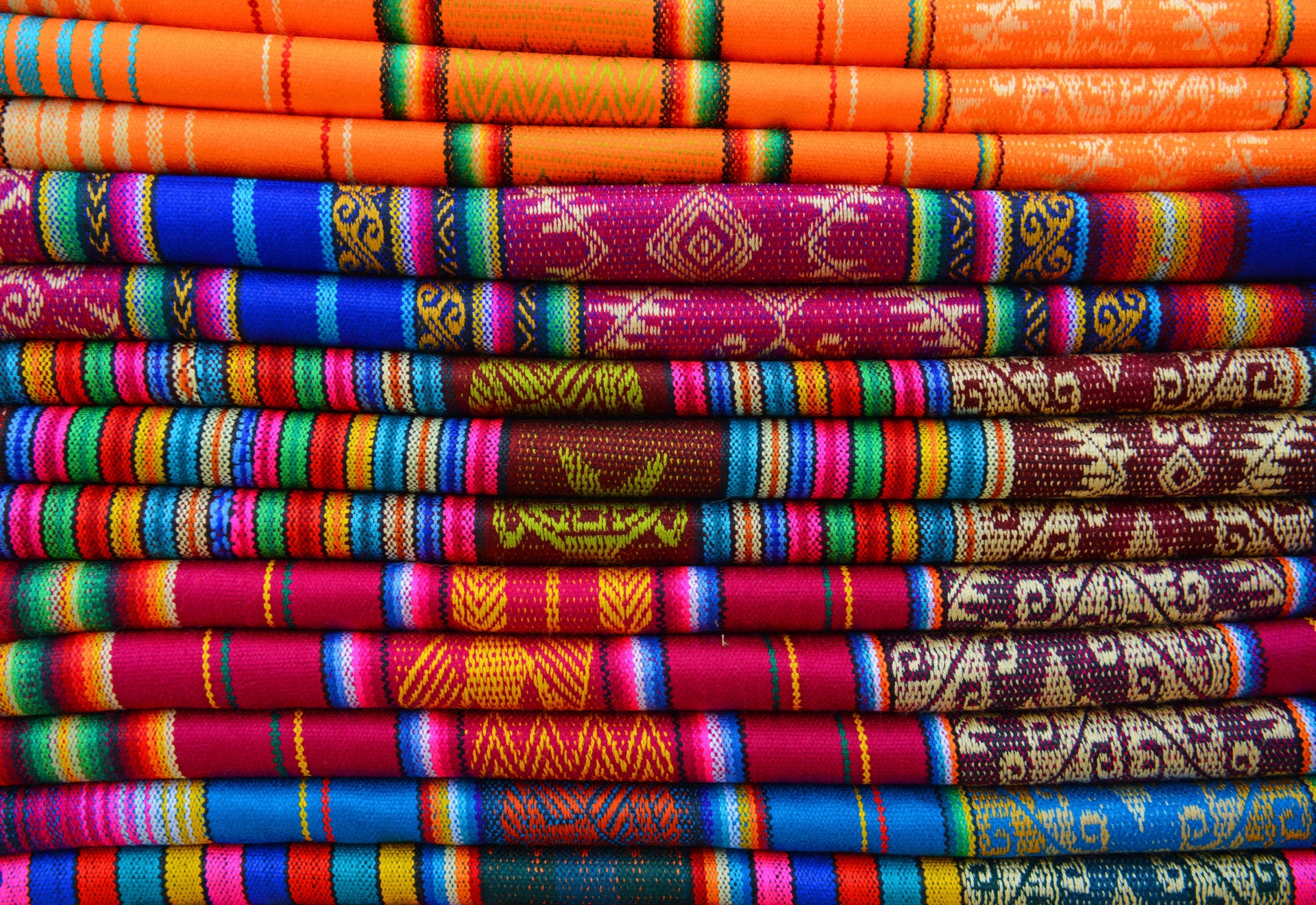 tissu-traditionnel-perou